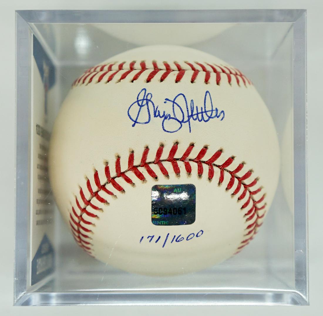 Graig Nettles Topps Archives Autographed Ball (1 of 3)