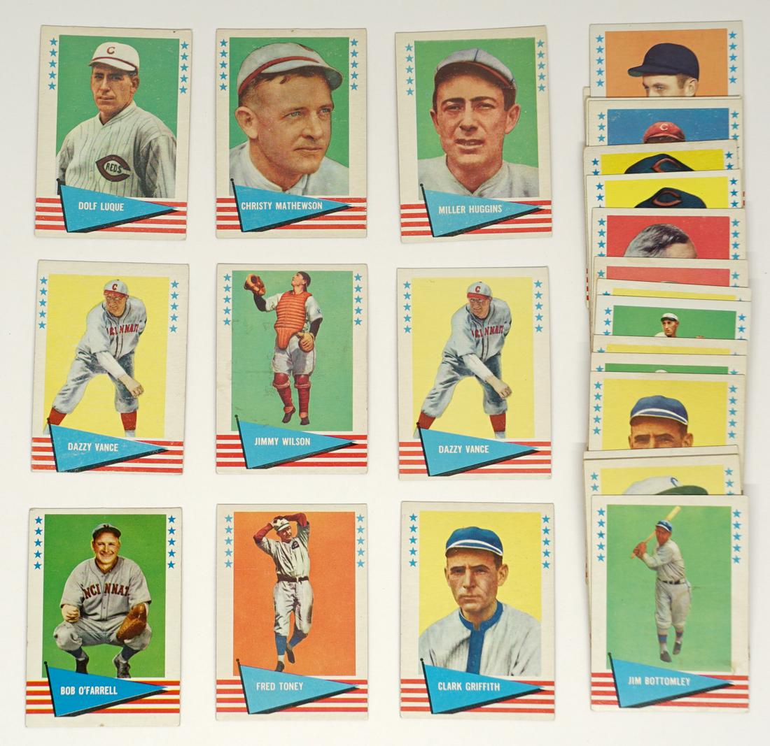 1961 Fleer Baseball Cards (28) (1 of 7)