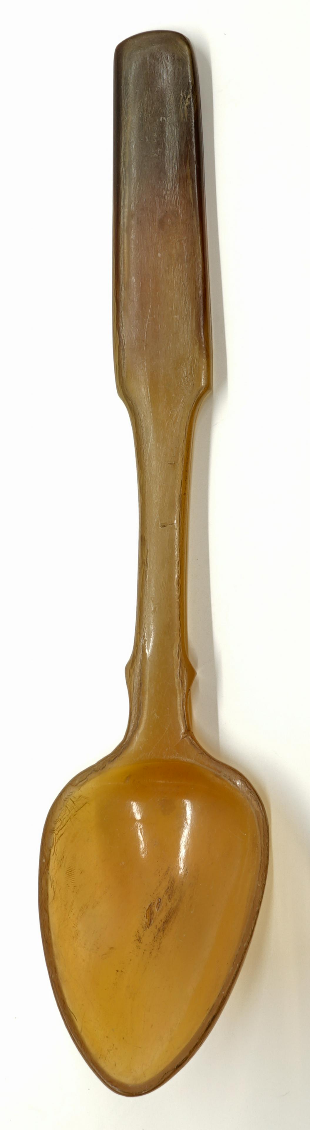18th Century Fiddle Shape Horn Spoon: 18th century Scottish horn spoon. Measures 9.75 inches x 2.125. If lot is absent of a condition report a condition report may be requested via email. Condition report is provided as an opinion only an