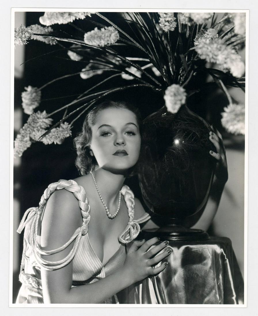 Elmer Fryer (American, 1898-1944) Photograph: Elmer Fryer (American, 1898-1944) photograph of unnamed Hollywood starlet originating from the files of publicist Scotty Bjurstrom. In the Mad-Man era of the 1940s and 1950s in Chicago Scotty Bjurstro