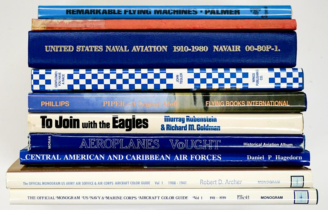 [Aviation, Aeroplanes Vought] Large Books (10) (1 of 4)