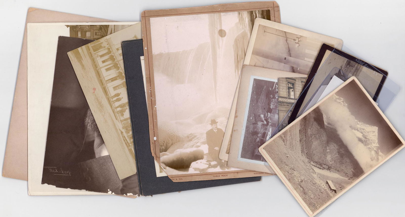 Nice Group of Antique Photographs Lincoln etc (1 of 9)