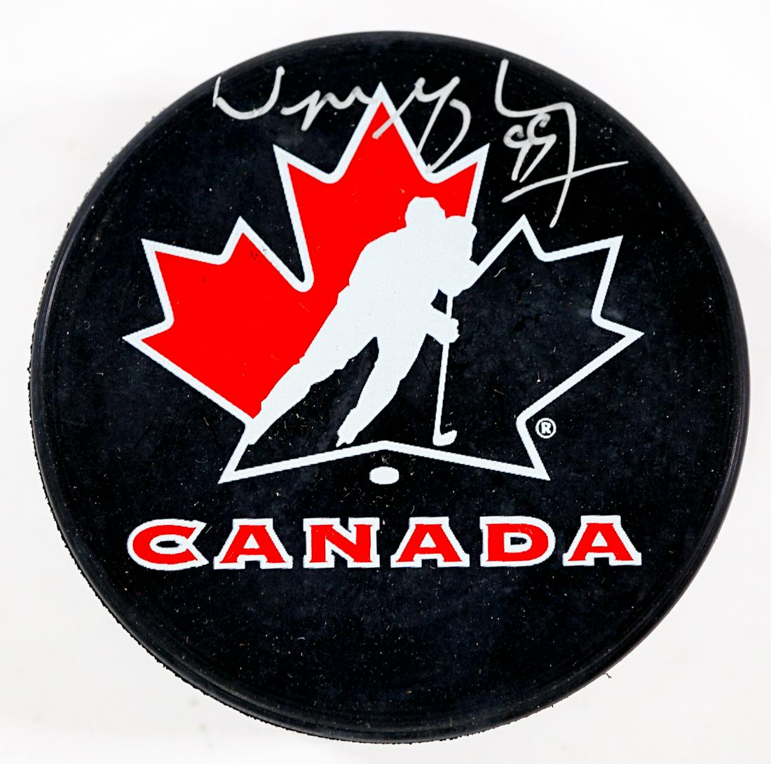 Wayne Gretzky UDA Signed Hockey Puck (1 of 3)