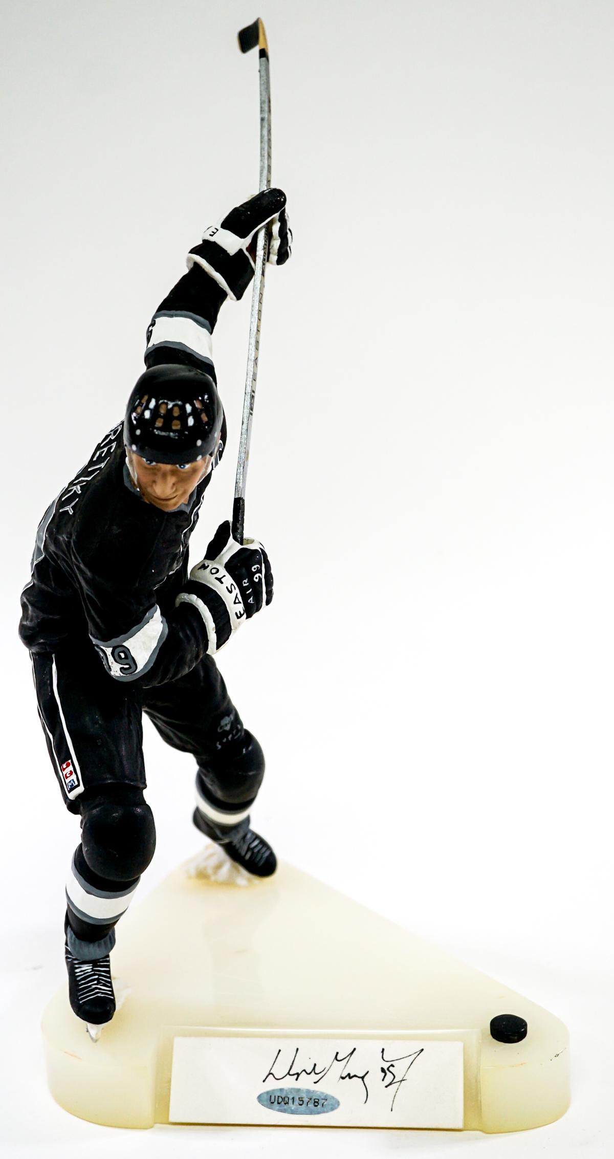 Wayne Gretzky Signed Salvino Figure 9" (1 of 11)
