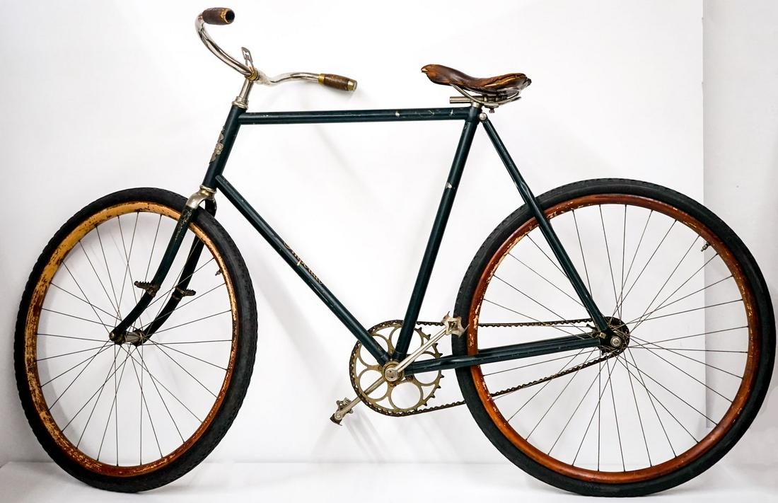 Ames & Frost Imperial Model 84 Antique Bicycle: Ames & Frost Imperial Model 84 antique bicycle. A full-sized bicycle measuring 40 inches by 67 inches by 12 inches. Weighs approx 50lbs. Overall in good condition. With original leather pouch. Outside