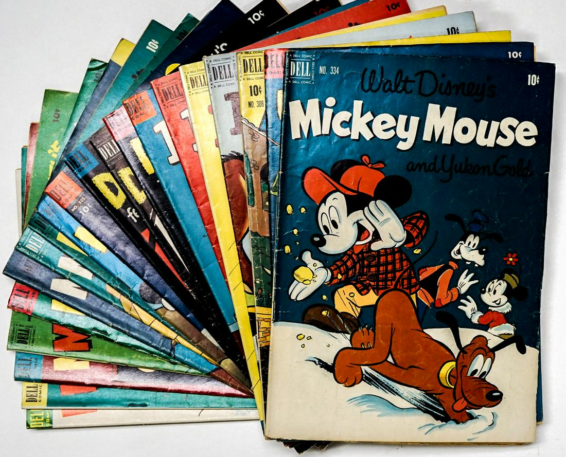 Dell Mickey Mouse and Donald Duck (20): Dell Mickey Mouse and Donald Duck vintage Comics (20) plus a Santa comic for (21) comics in total. Condition varies. If lot is absent of a condition report one may be requested via email. Condition re