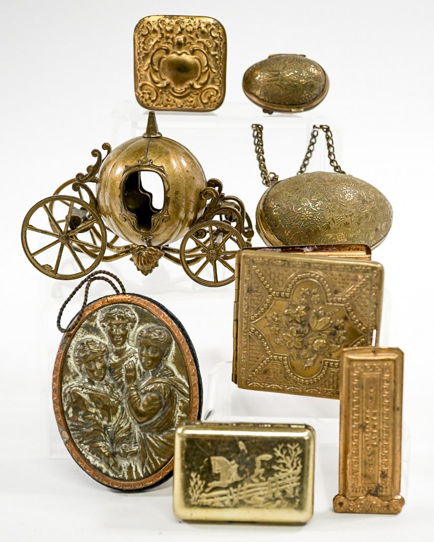 Victorian Sewing Items and More (8): Victorian sewing items, pill boxes and more. Total of eight items. If lot is absent of a condition report one may be requested via email. Condition report is provided as an opinion only and is no guar