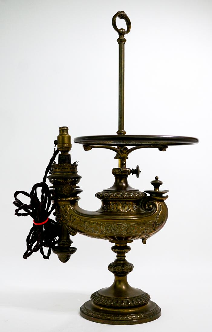 W and W Brass 'Aladdin' Style Antique Lamp (1 of 10)