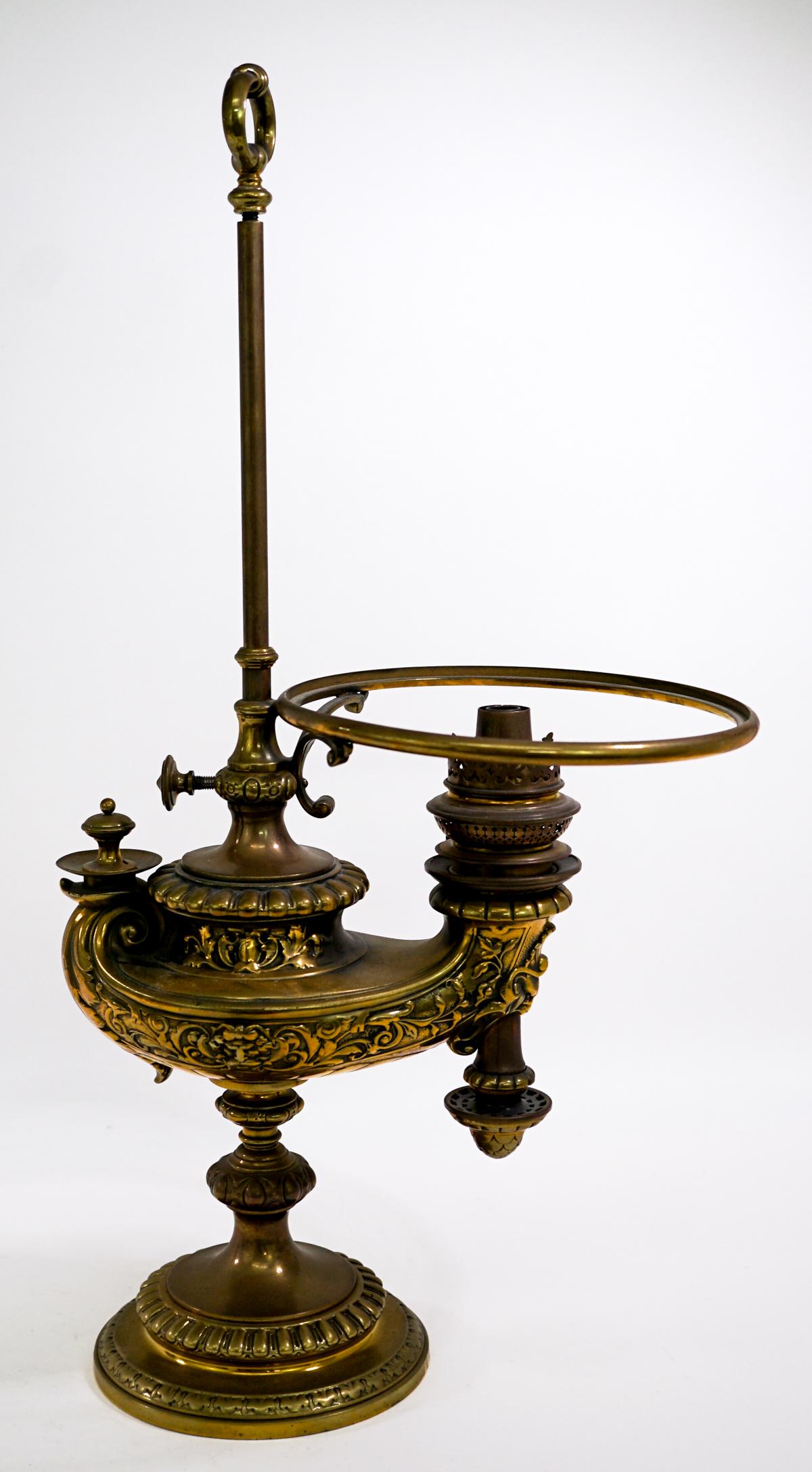 W and W Brass 'Aladdin' Style Antique Lamp (1 of 10)