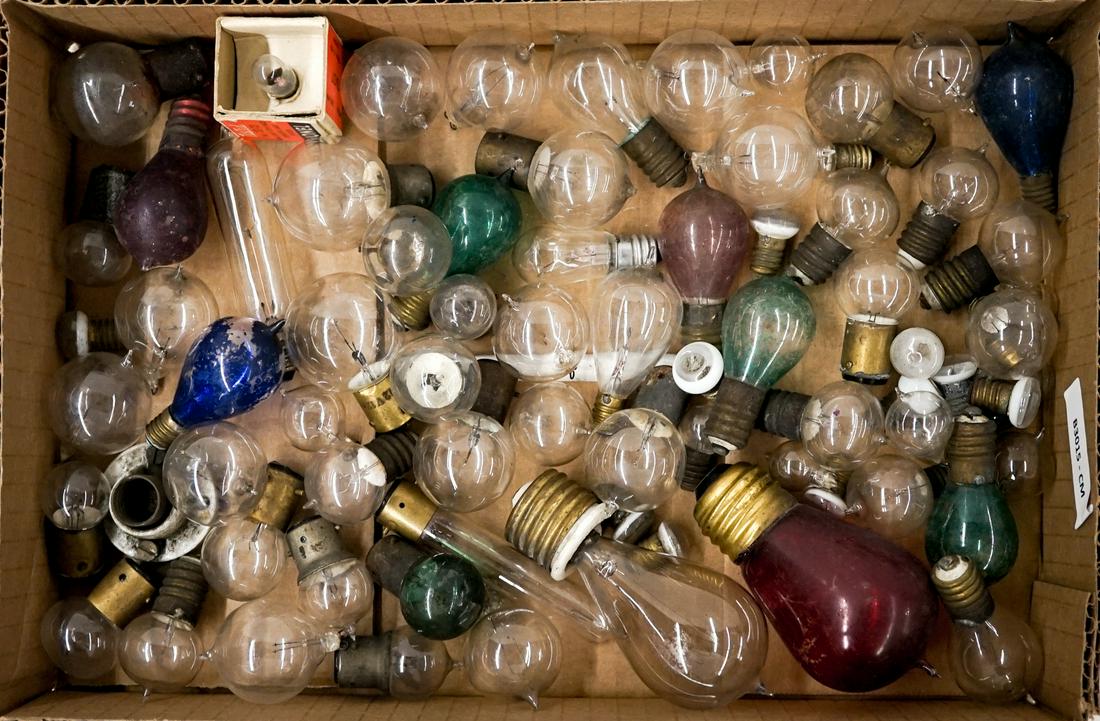 Vintage & Antique (75) Small Light Bulbs (1 of 1)
