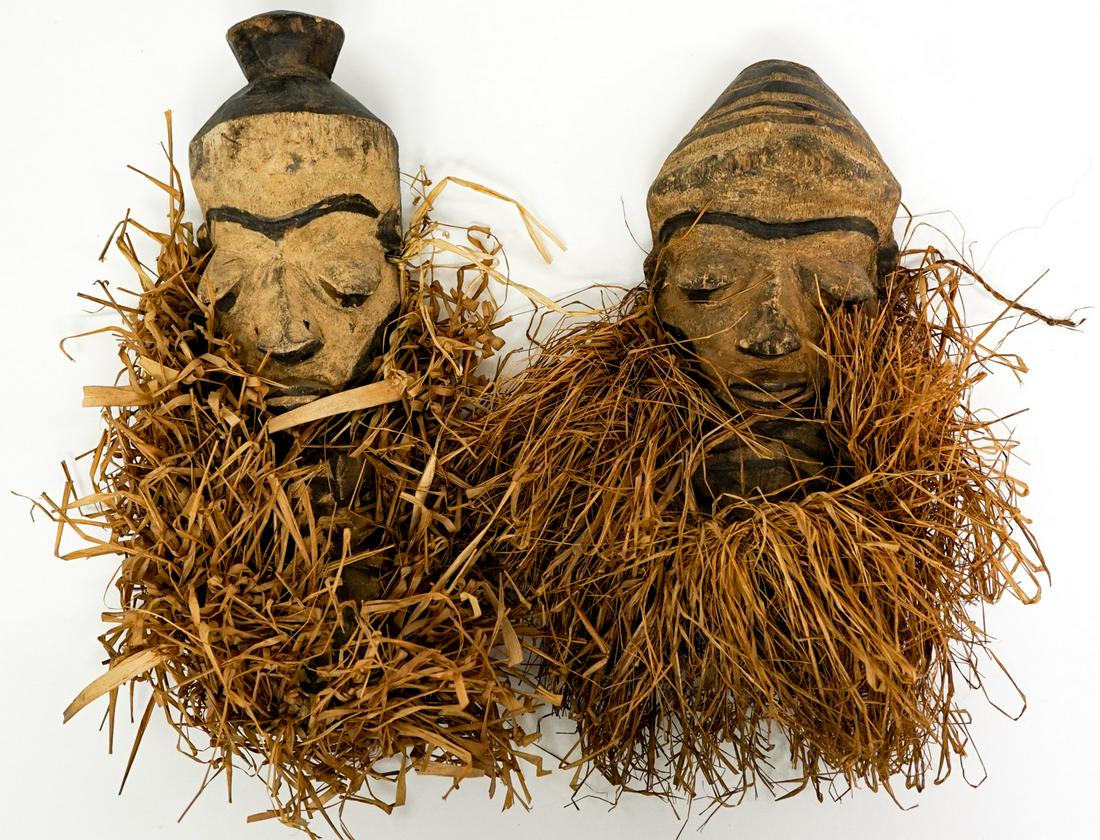 African Wood Carved (2) Wall Decor (1 of 7)