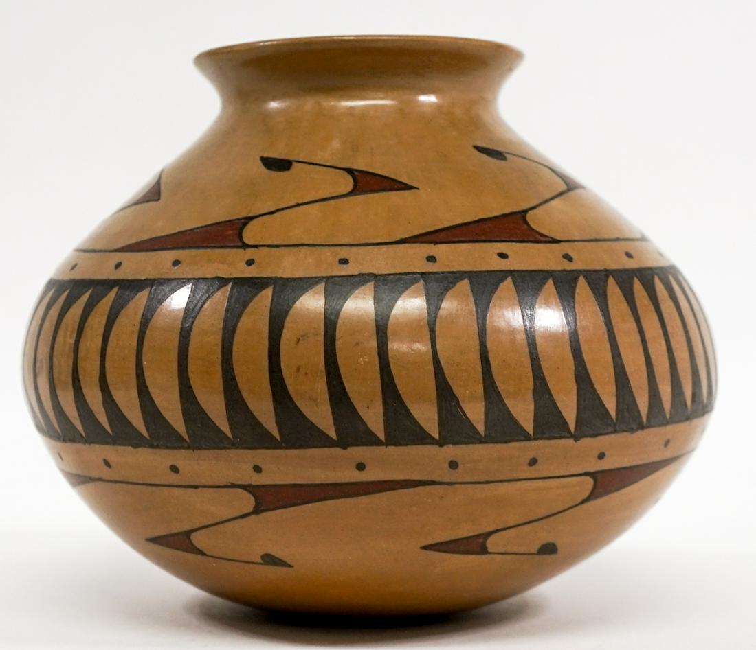 Gerardo Tena Mata Ortiz Pottery (1 of 5)