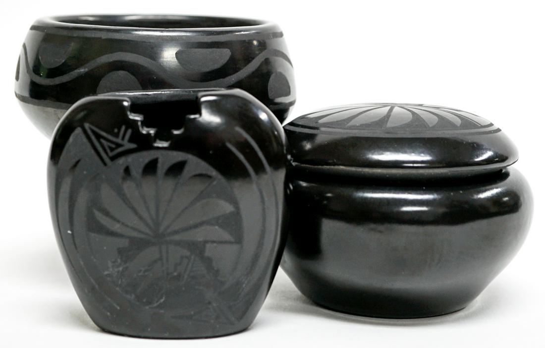 San Ildefonso (3) Black-On-Black Pottery (1 of 11)