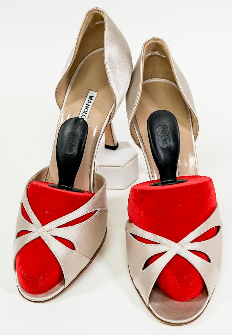 Manolo Blahnik Women's Heels [Size 40] (1 of 7)