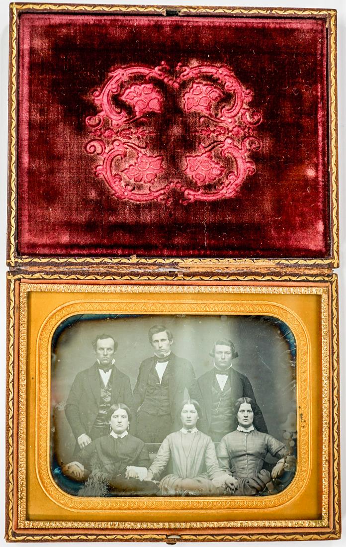 Half Plate Daguerreotype Large Family (1 of 4)