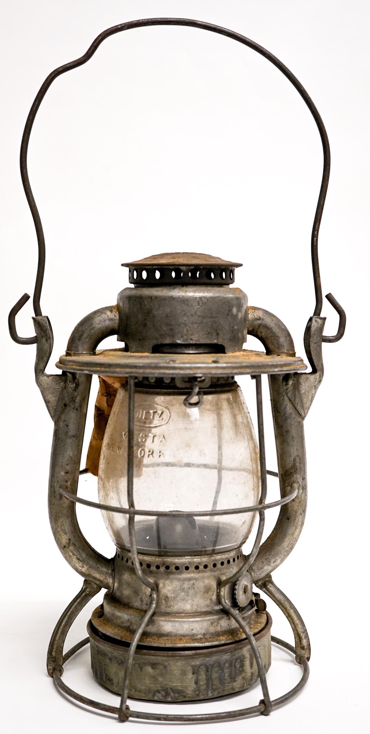 Dietz Vesta Railroad Lantern New York (1 of 10)
