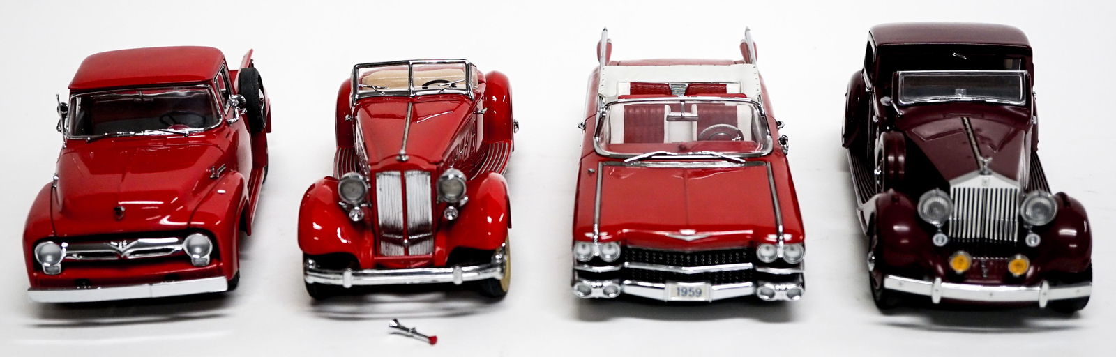 Danbury Mint (4) Die Cast Models (1 of 6)