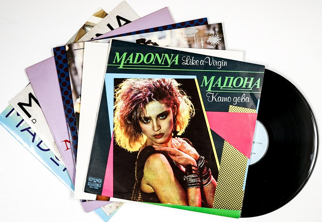 Madonna (7) Maxi-Discs 12 Inch Vinyl Records (1 of 8)