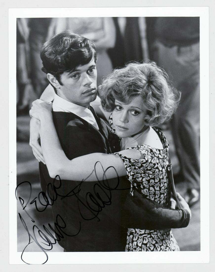 Jane Fonda Signed Photo [Beckett COA] (1 of 3)