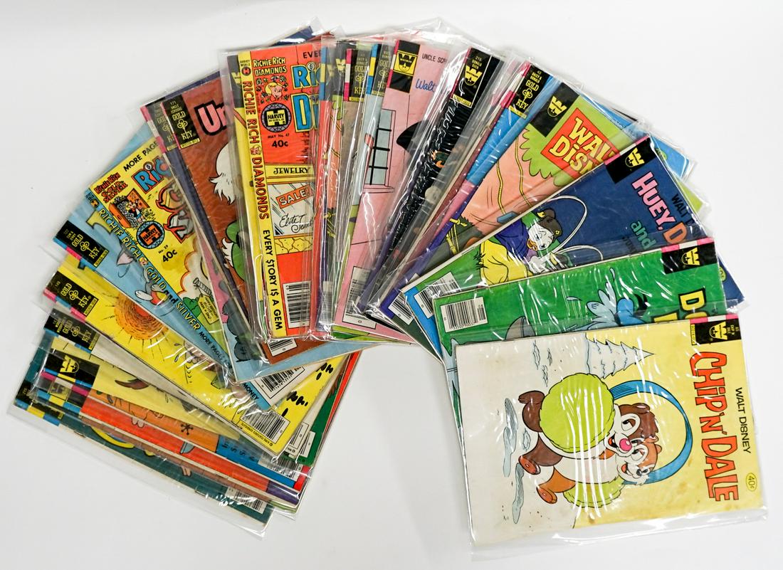 Vintage Walt Disney, Donald Duck Comics(32) (1 of 6)