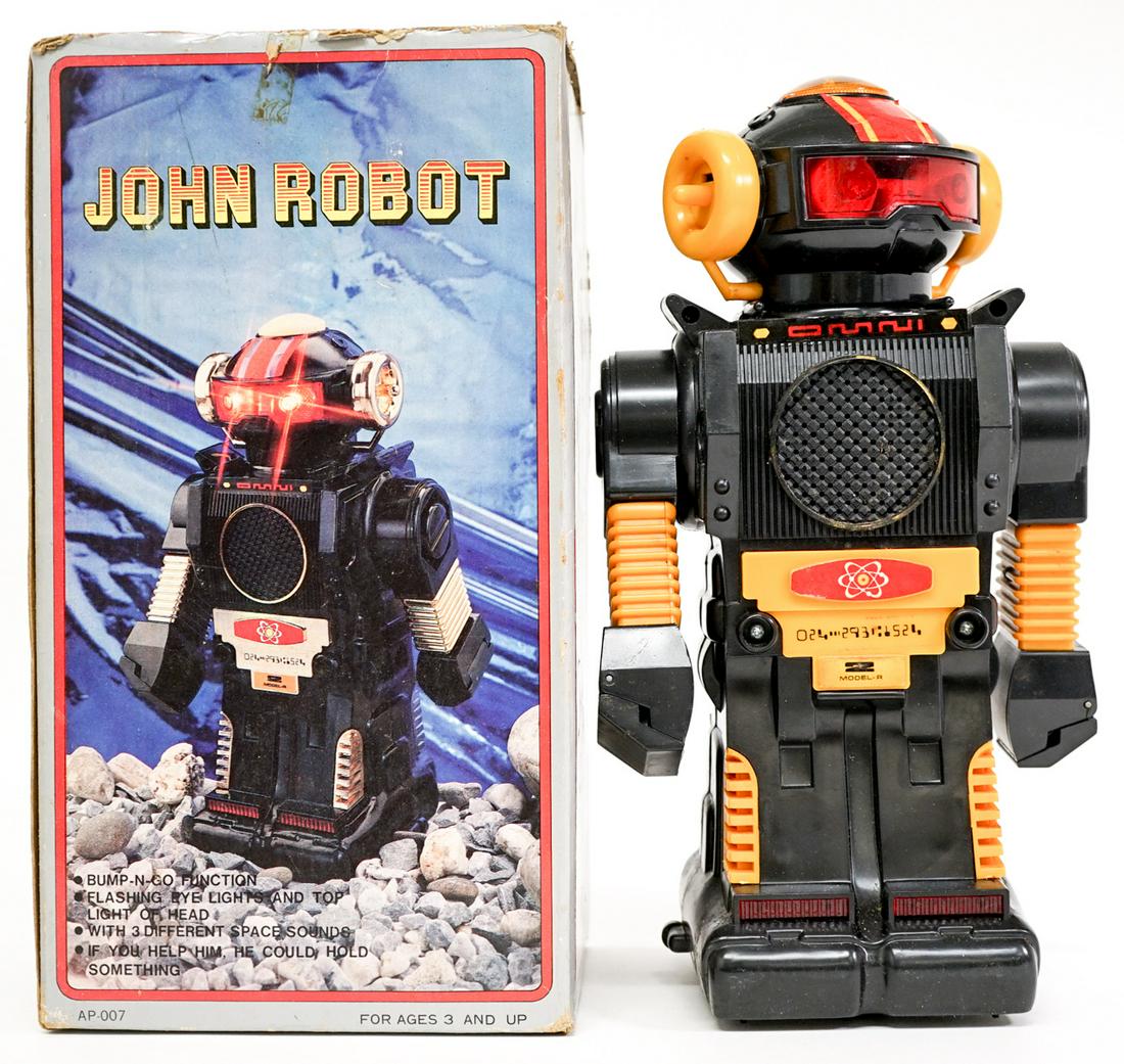 Omni John Robot with Box (1 of 4)