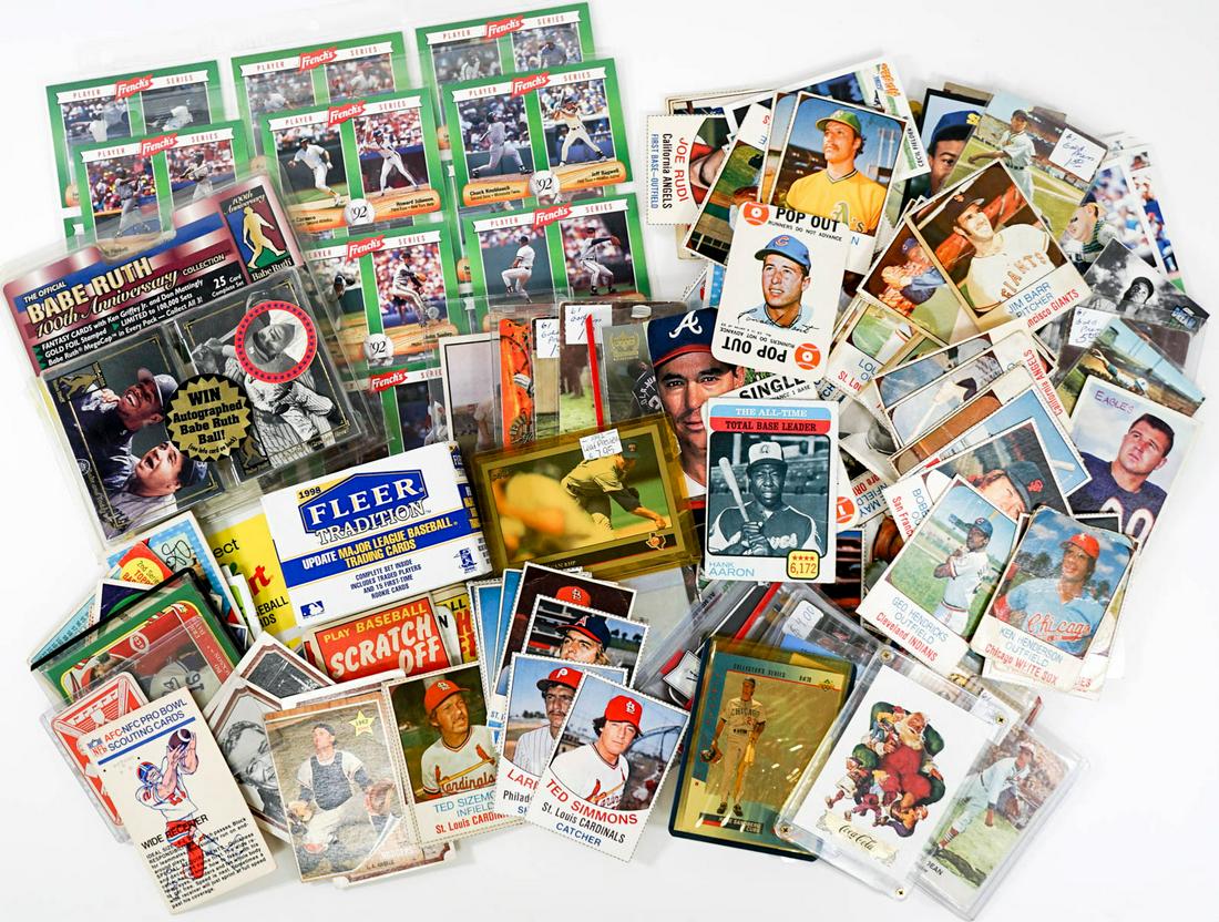 Large Group of Vintage Baseball Cards (1 of 8)