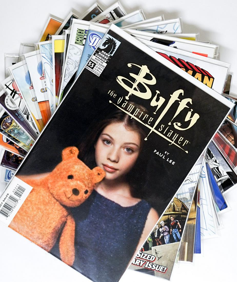 A Group of Comic Books with Variant Editions (15) (1 of 16)