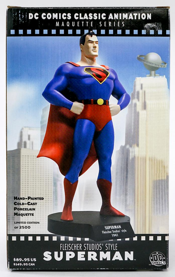 DC Comics Superman Animation Series Maquette (1 of 5)