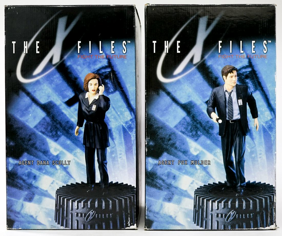 X Files (2) Cold Cast Figures [Scully, Mulder] (1 of 4)