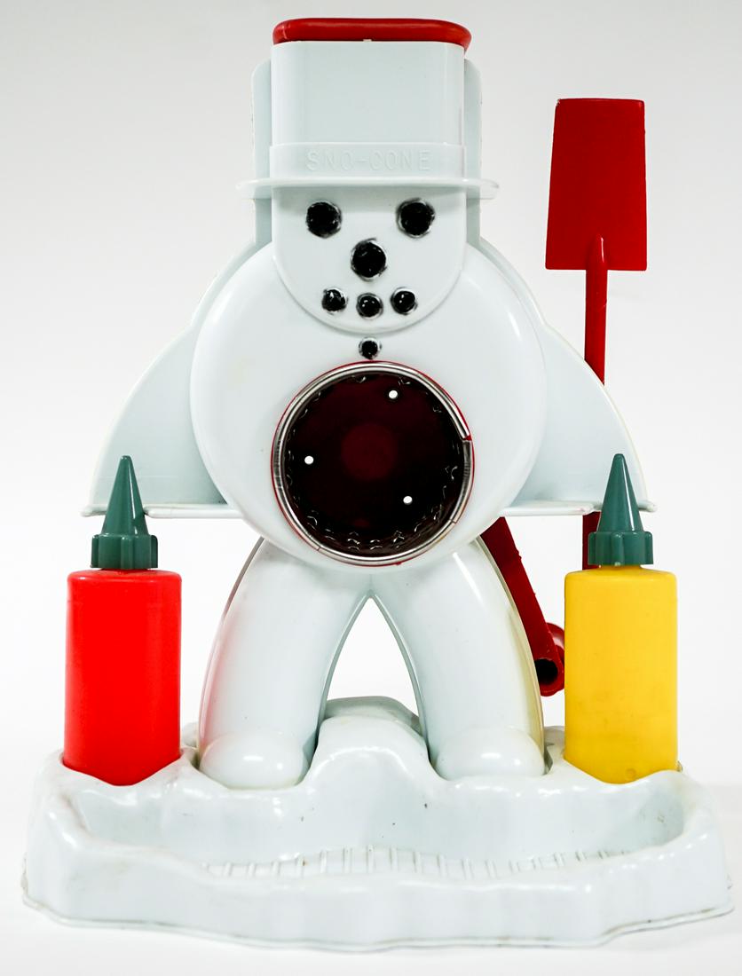 Hasbro Frosty Sno-Cone Machine: Vintage Hasbro Frosty Snowman Sno-Cone Machine. Measures 9.5 in. tall. f lot is absent of a condition report one may be requested via email. Condition report is provided as an opinion only and is no g