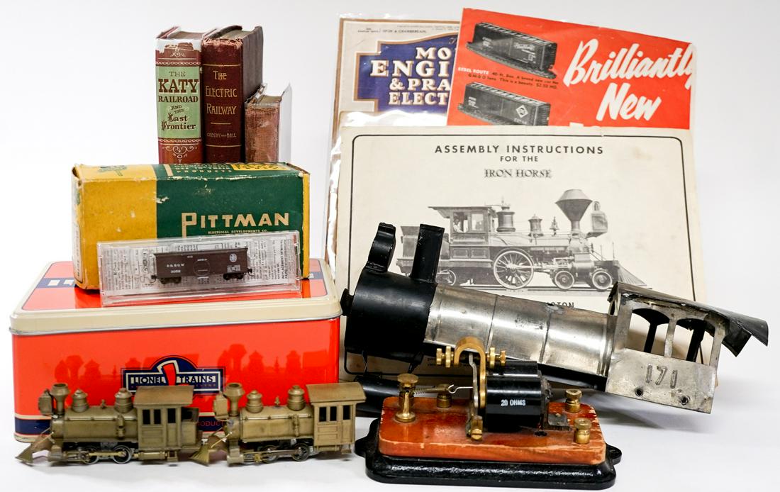Toy Train Cars; Parts and More [Pittman AC221] (1 of 17)