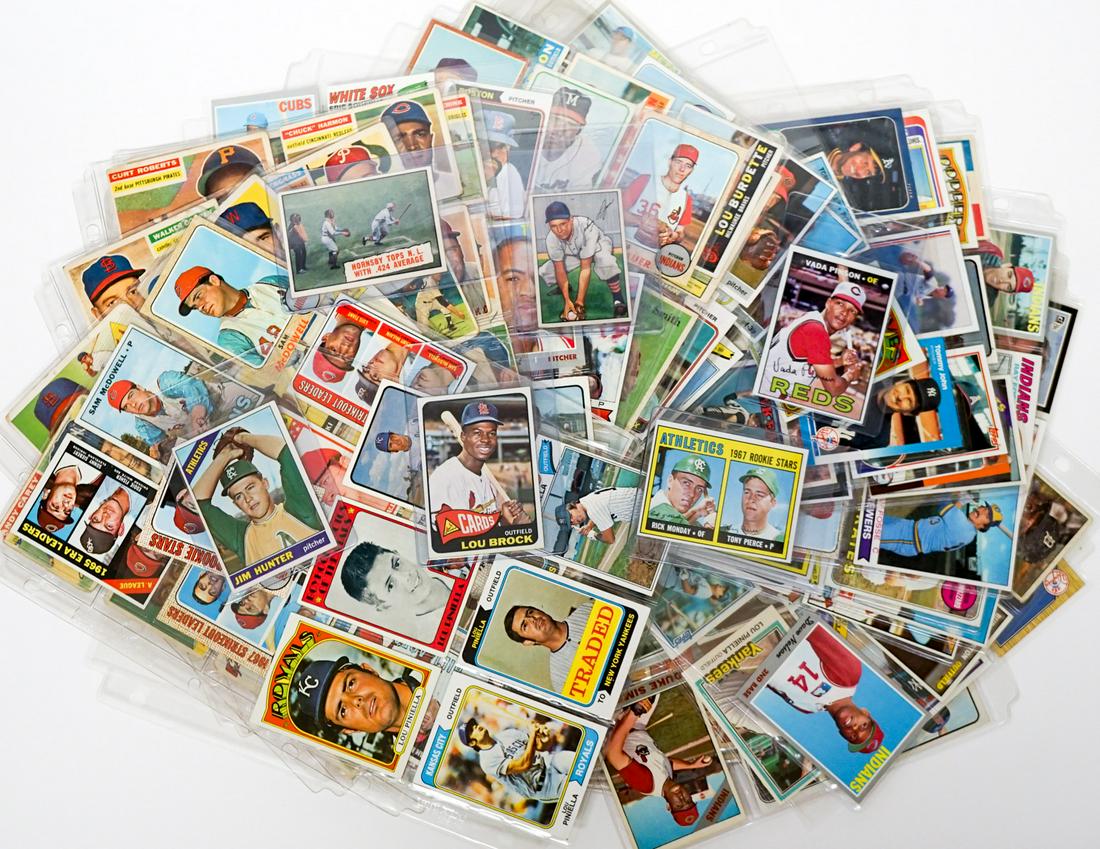 Vintage Baseball Cards Assorted Years (330) (1 of 6)