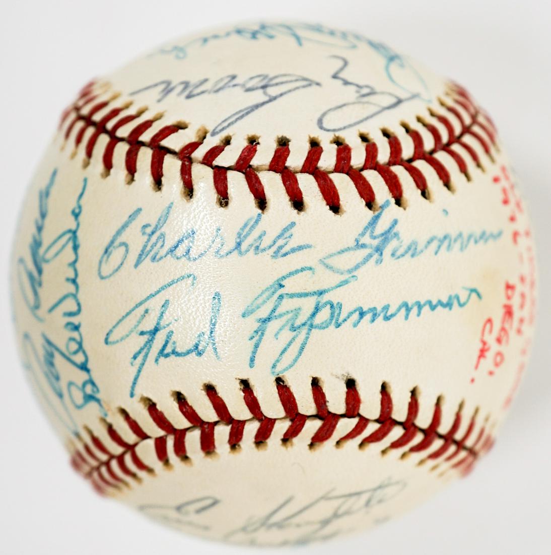 1976 MLB Old Timers Game Signed Baseball (1 of 6)