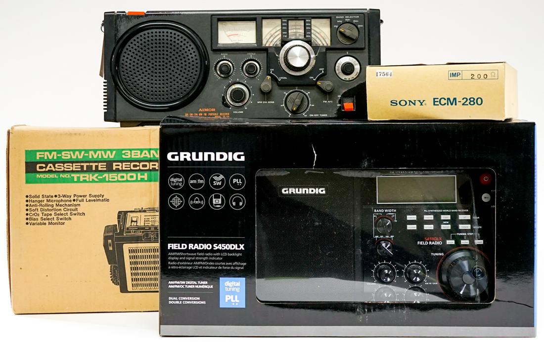 Vintage Mic & Stereos (1 of 12)