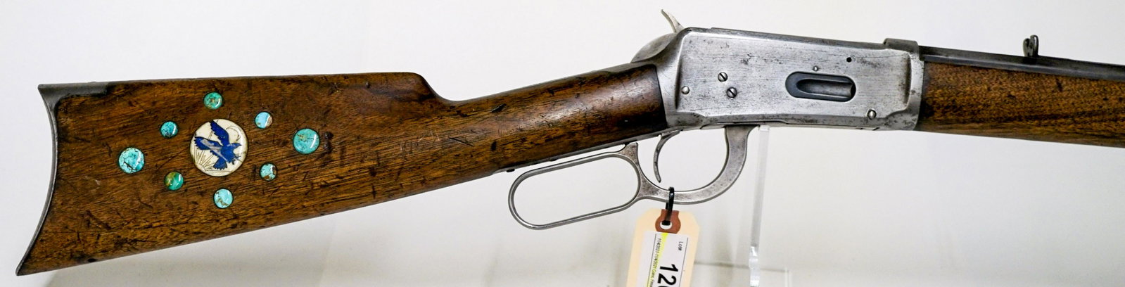 Winchester Model 1894 Lever Action Rifle (1897/8): Winchester Model 1894 Lever Action Rifle (1897/8). Serial No. 140696. Rear sight elevator gone. A $40 transfer/processing fee plus shipping to Take Aim, Davenport, Washington must be paid for by the b