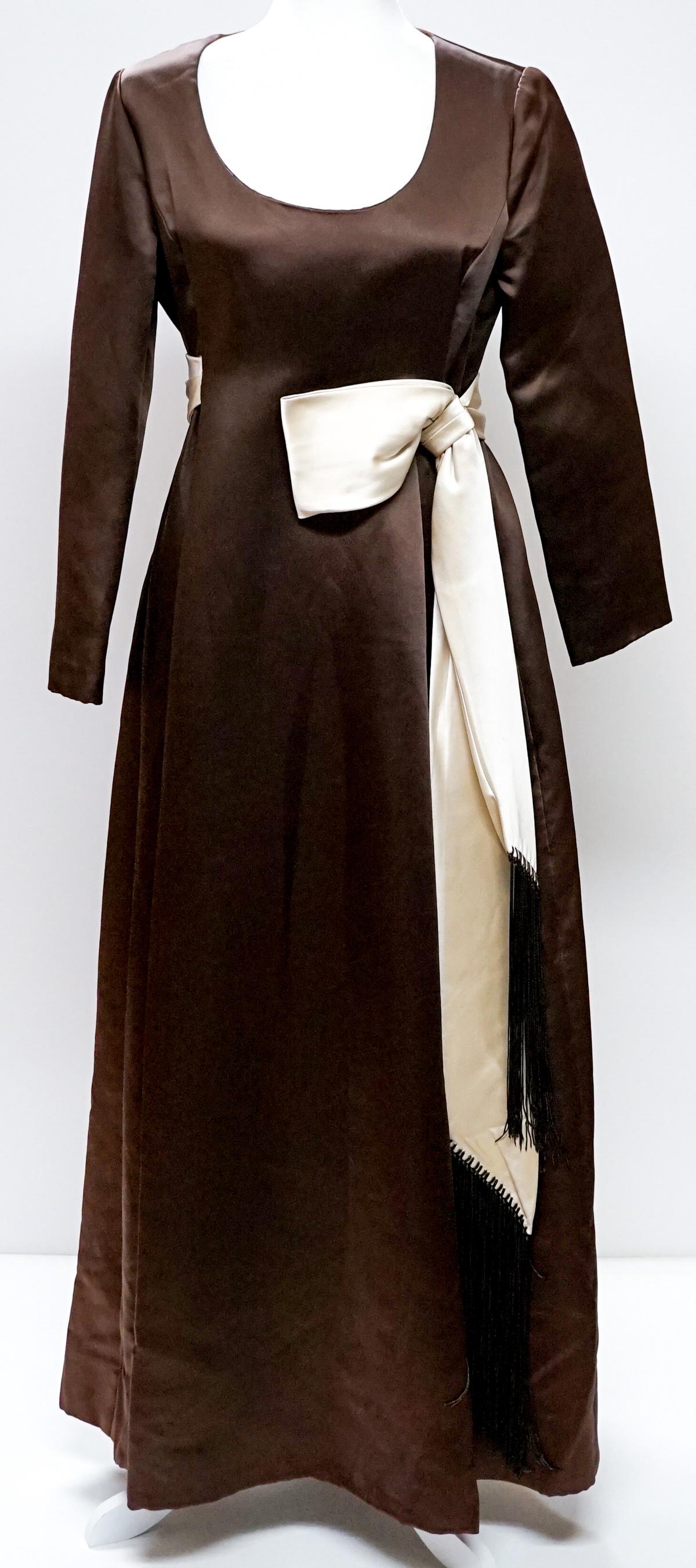 Vintage 1960's Ladies Formal Dress (1 of 8)