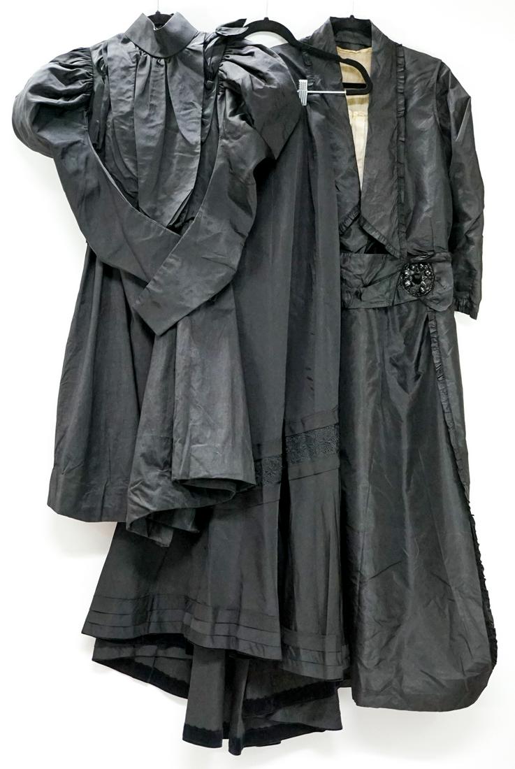 Antique Women's Dresses / Skirt [Mourning] (1 of 18)