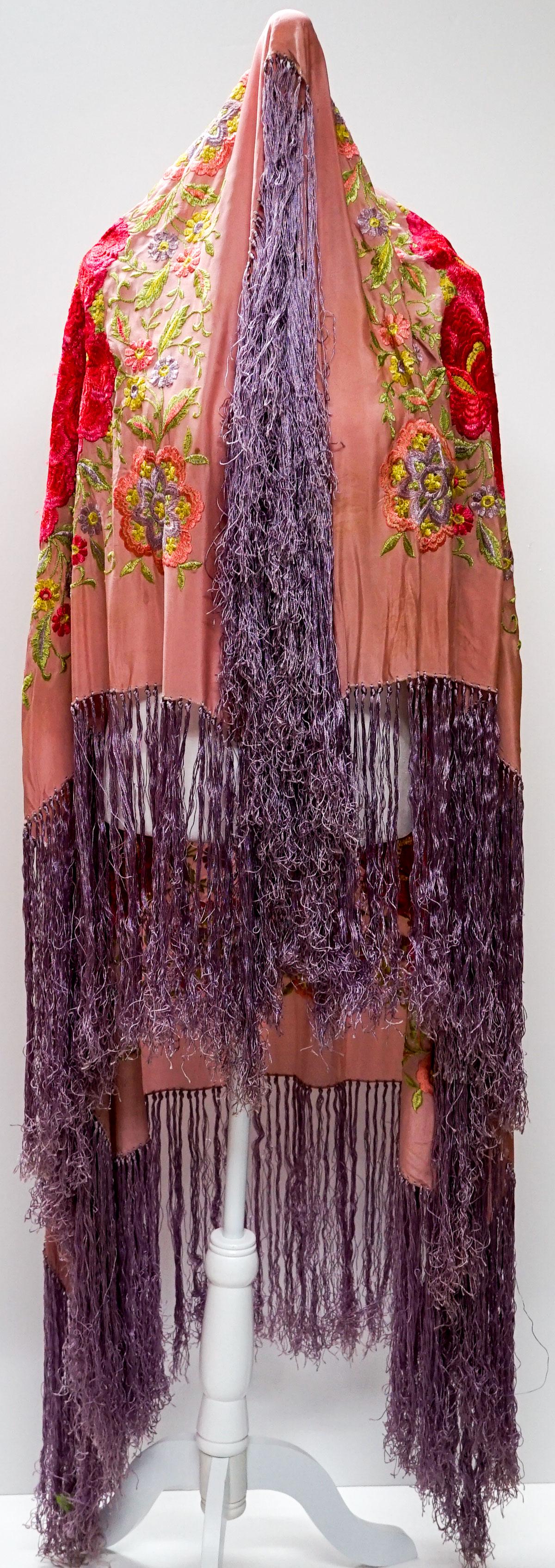 Vintage Silk Table Cover / Shawl [Fringe] (1 of 11)