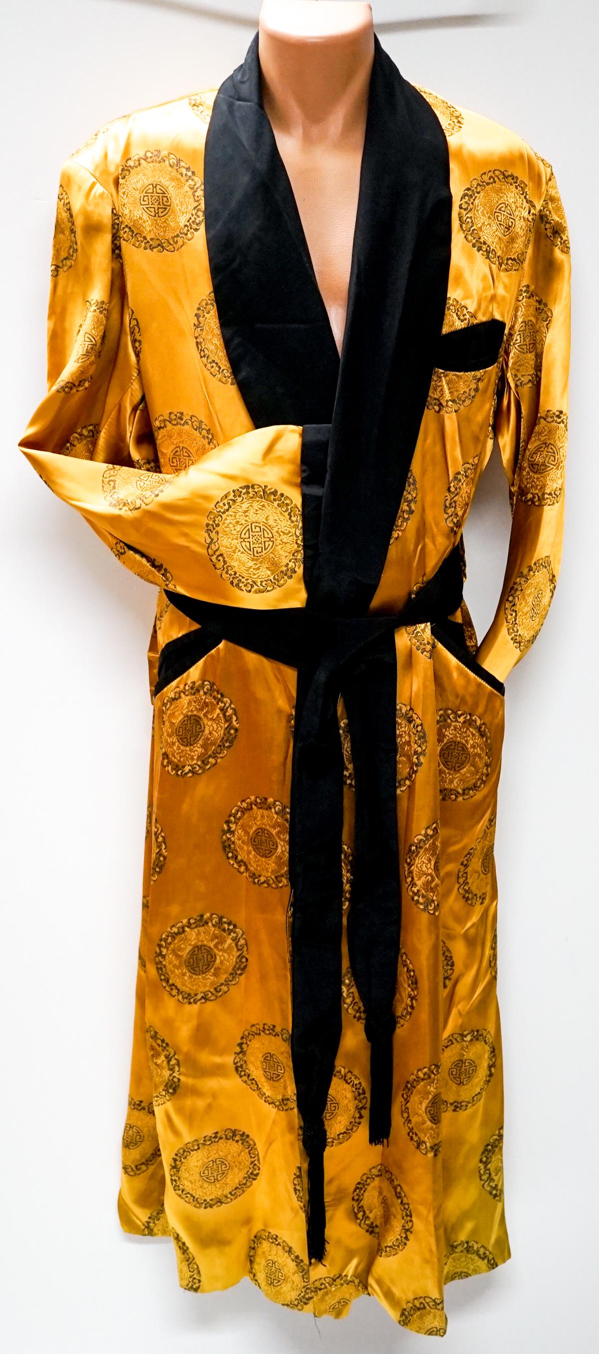 Men's 'Pilgrim Fashion Style' Smoking Jacket (1 of 7)