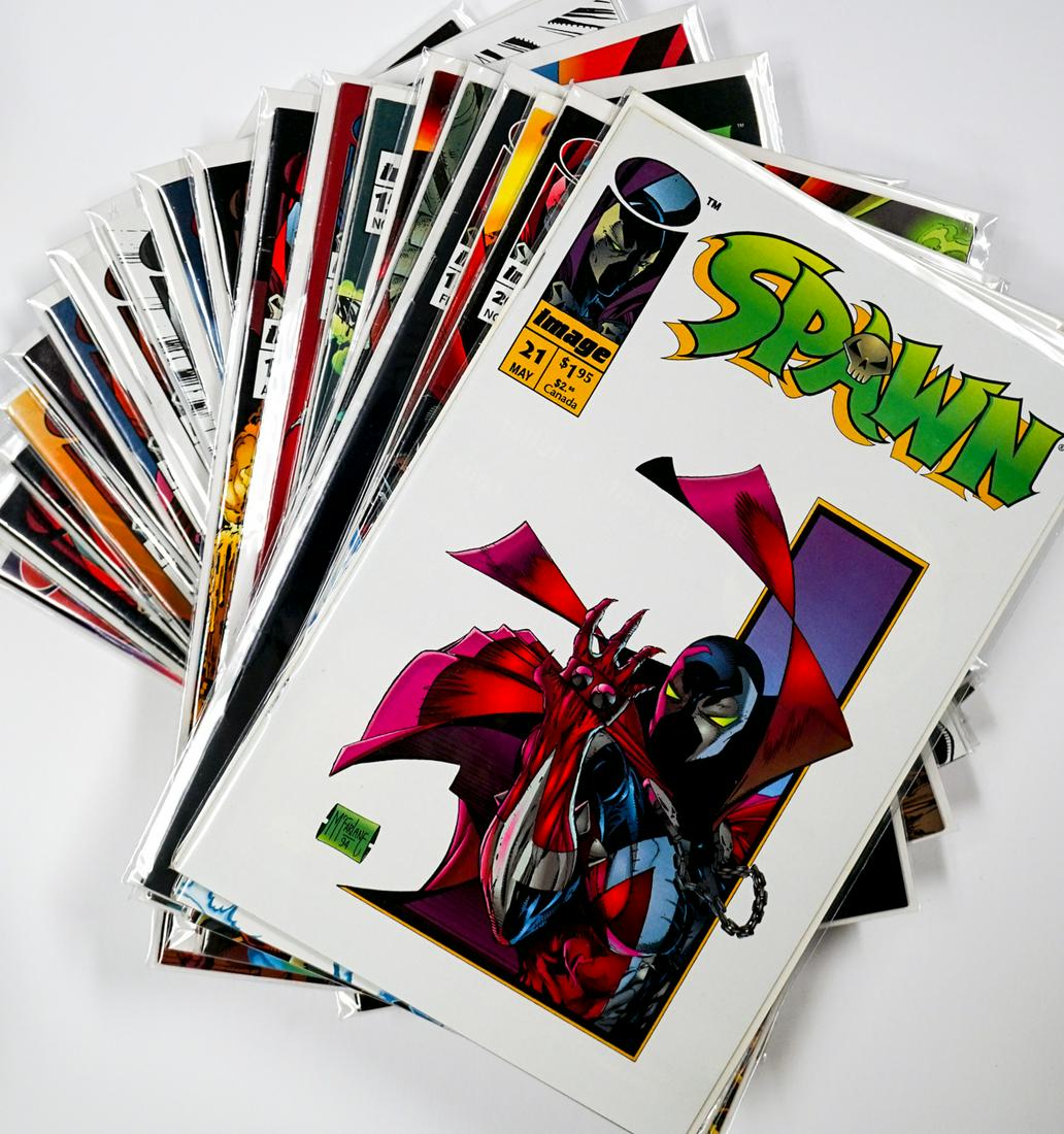 (19) Spawn Comic Books UNREAD NOS (1 of 20)