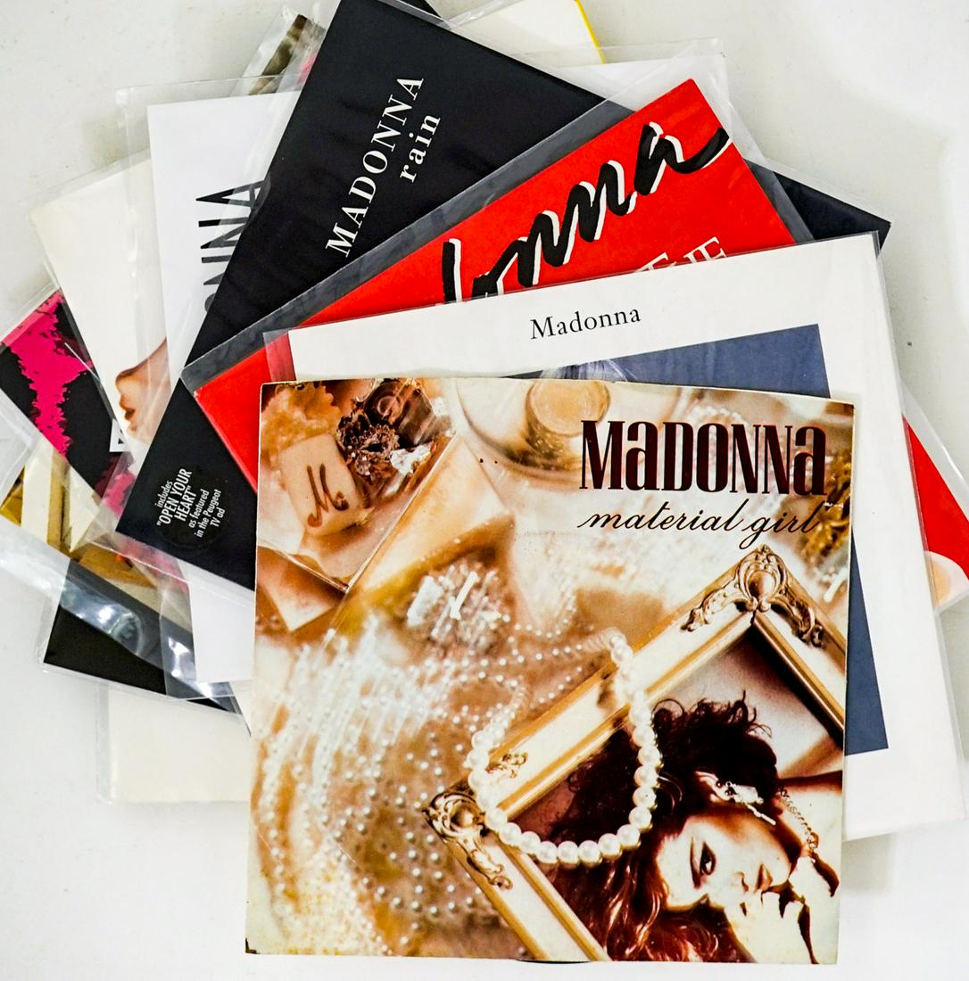 Madonna (15) 45 RPM Vinyl [Picture Sleeves] (1 of 17)