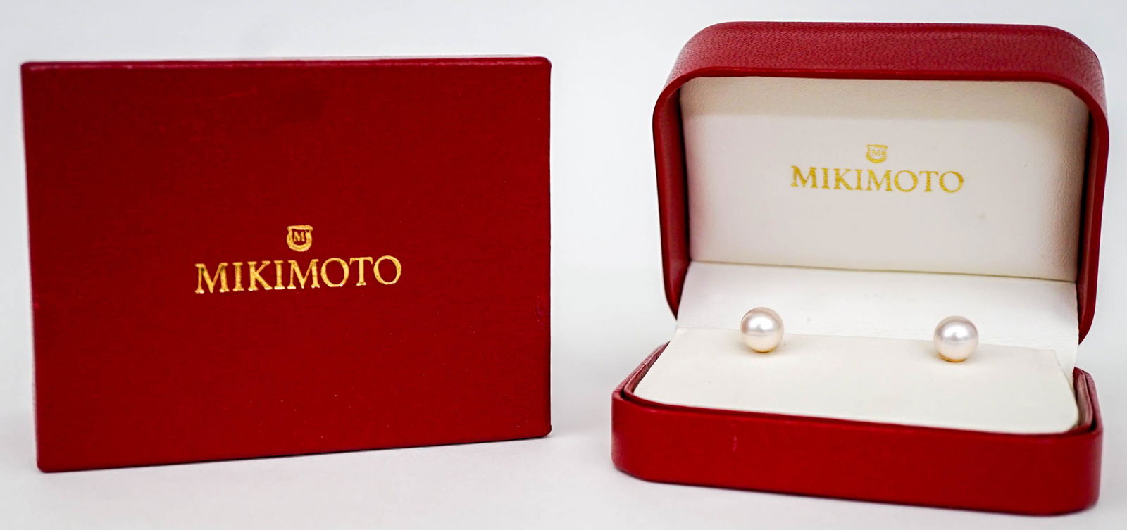 Mikimoto Pearl Earrings 8mm in 18k Gold (1 of 4)