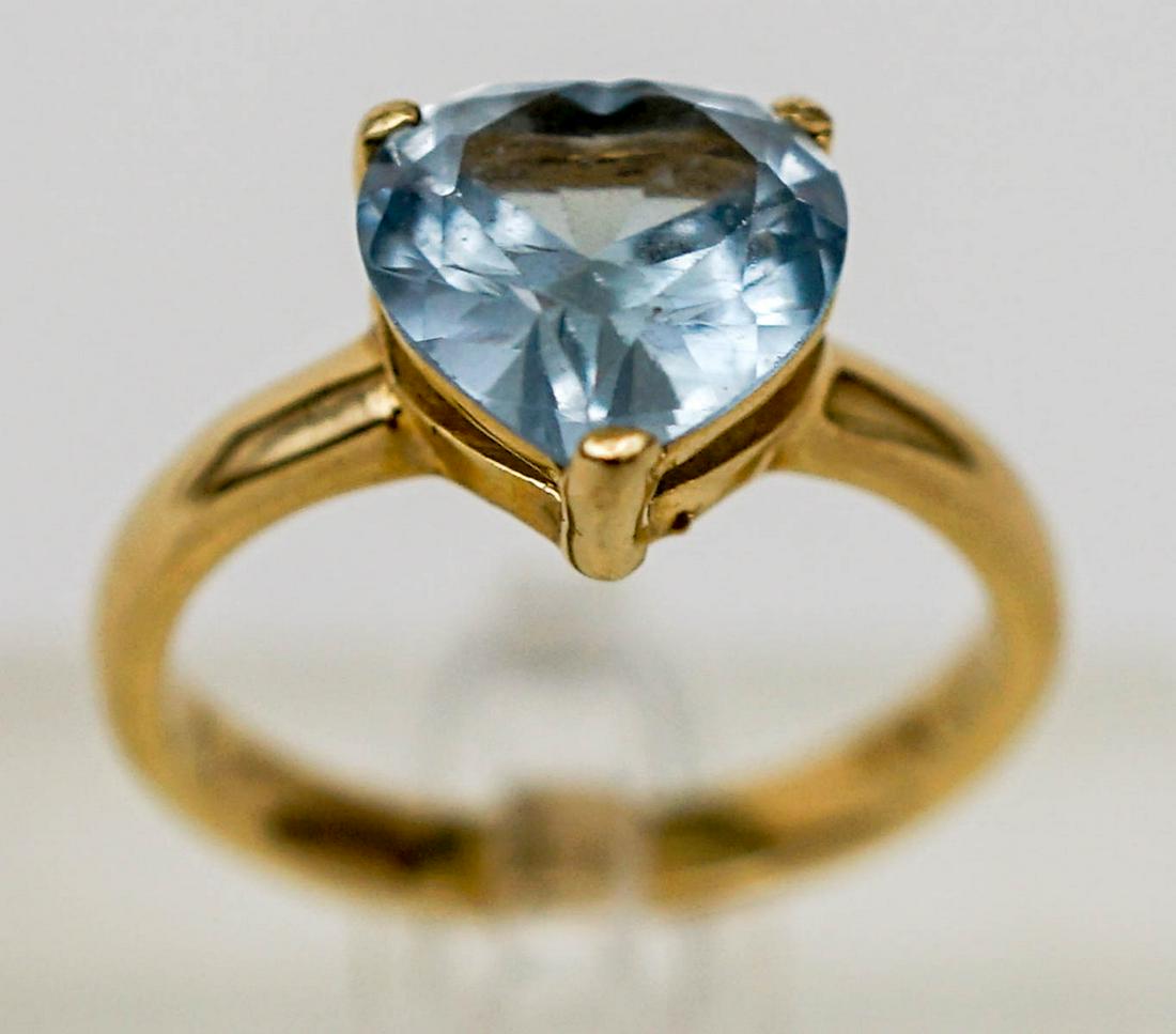 Ladies 14k Gold Ring with Heart-Shaped Gemstone (1 of 6)