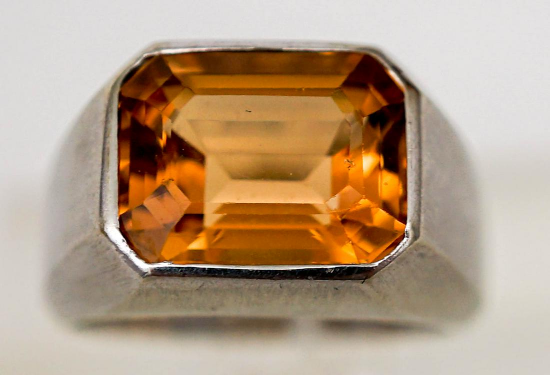 14k White Gold & Topaz Ring (1 of 4)