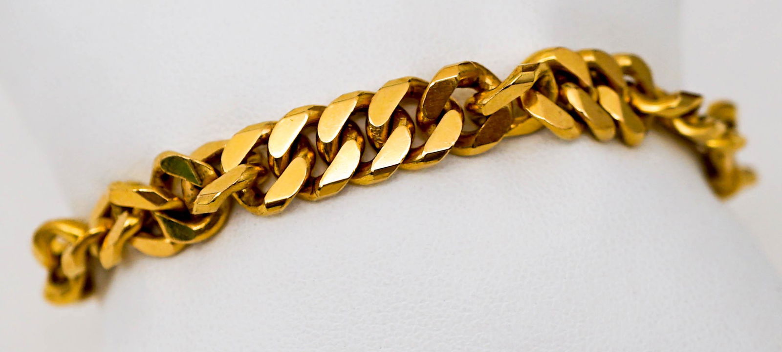 18k Yellow Gold Heavy Chain Bracelet (1 of 5)