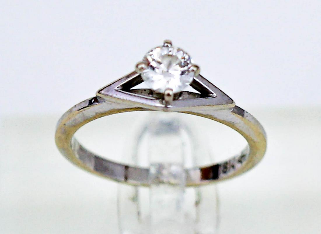 Ladies 18k White Gold Diamond Ring (1 of 8)