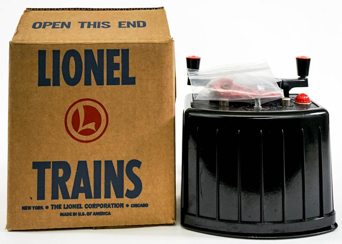 Lionel Trains Transformer KW190 Watt (1 of 3)