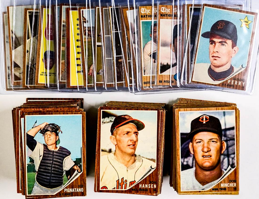 1962 Topps Baseball Cards with HOF (290) (1 of 8)