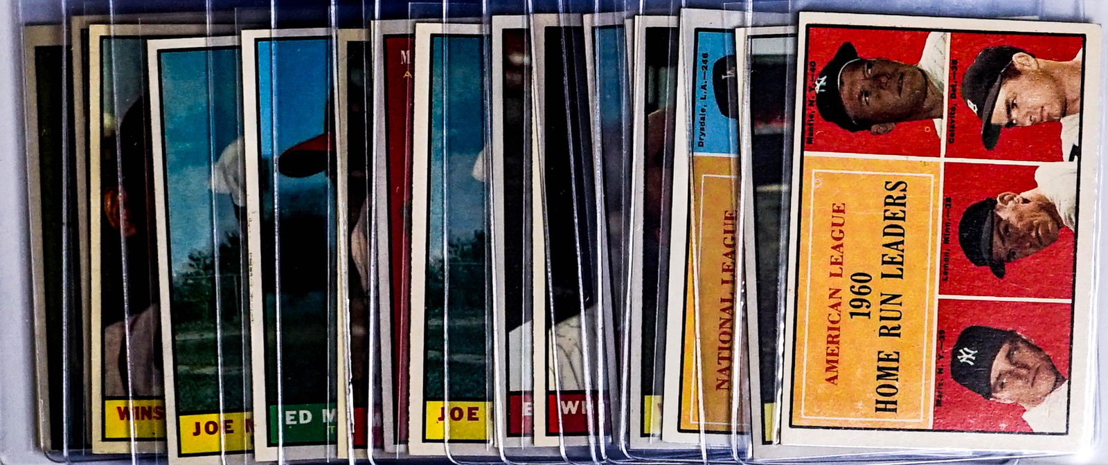 1961 Topps Baseball HIGH GRADE Cards (16) (1 of 9)