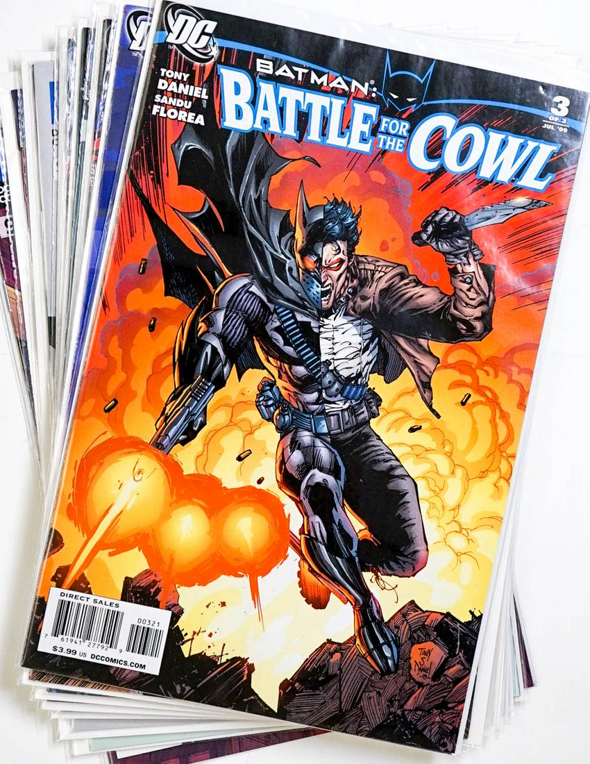 Batman Comic Books (8) MINT UNREAD NOS (1 of 9)